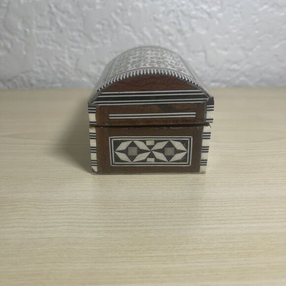 Egyptian Inlaid Mother of Pearl Mosaic Beechwood 4” Hinged Trinket Box Lined - Picture 6 of 7